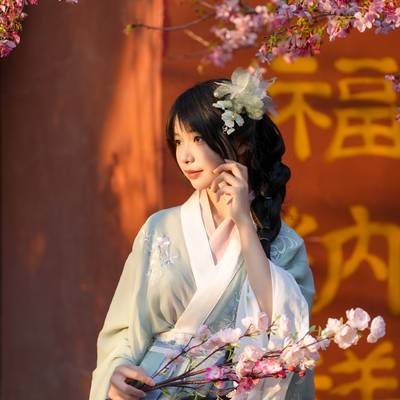 汉服模特