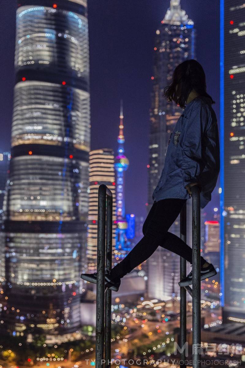 夜景模特