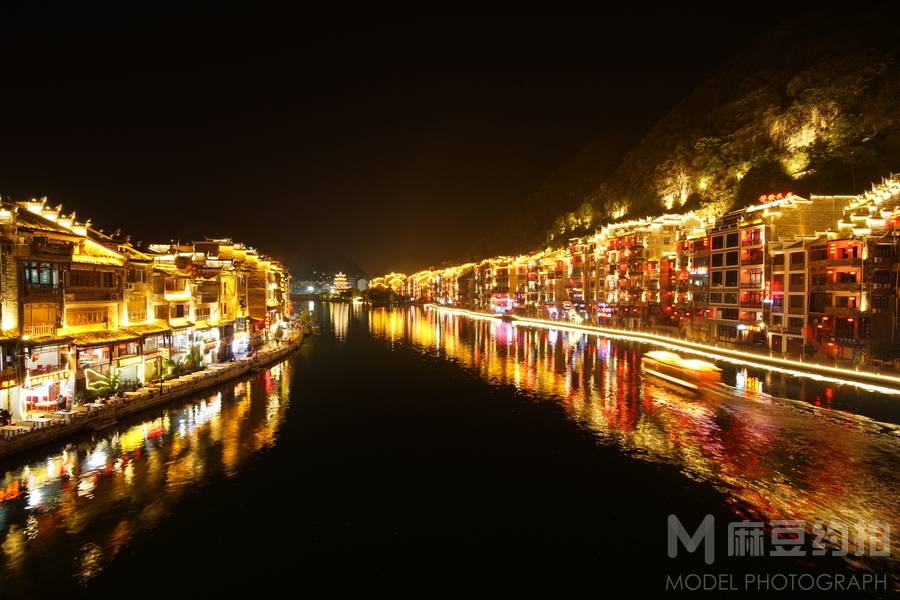 夜景模特