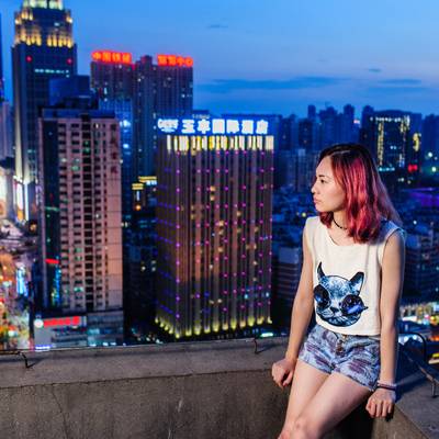 情绪模特