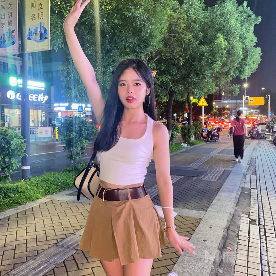 夜景模特