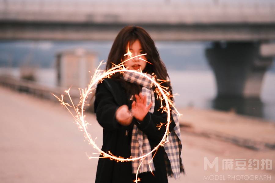 夜景模特