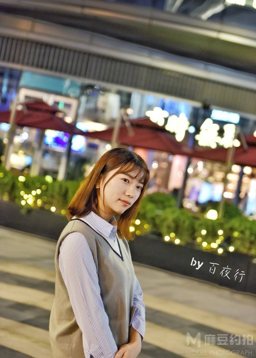 夜景模特