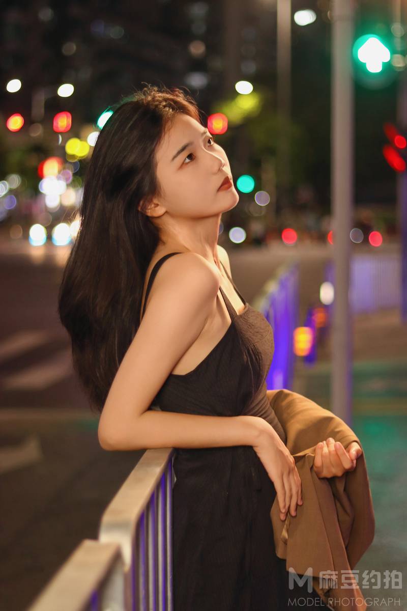 夜景模特