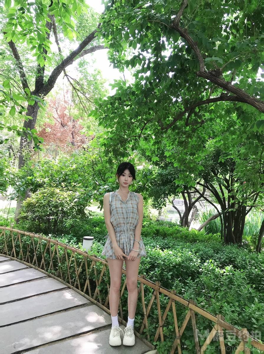 校园模特