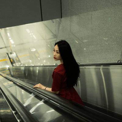 情绪模特