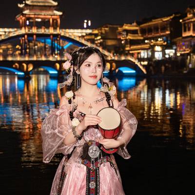 妆容模特