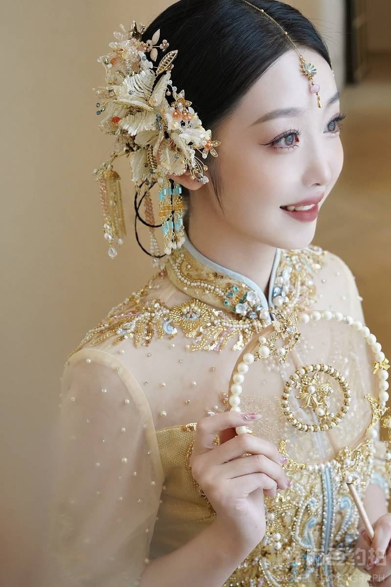 妆容模特