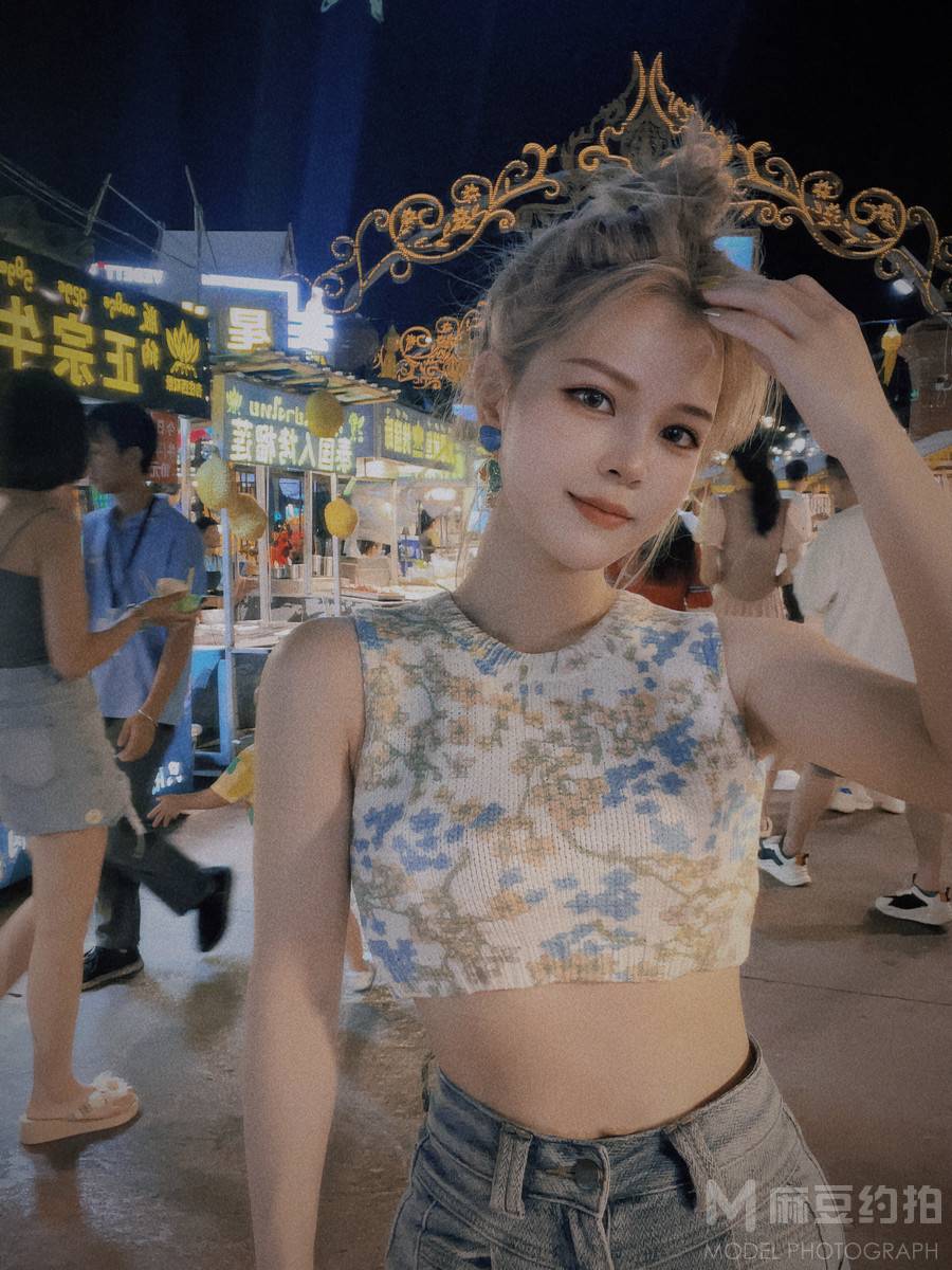 时尚模特