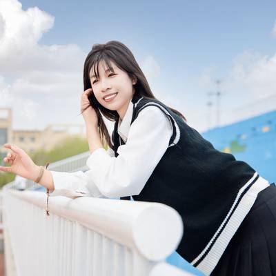 校园模特