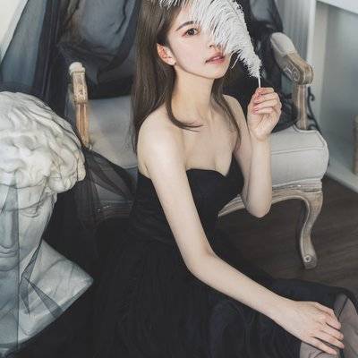 黑白模特