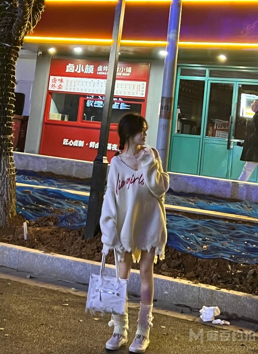 夜景模特