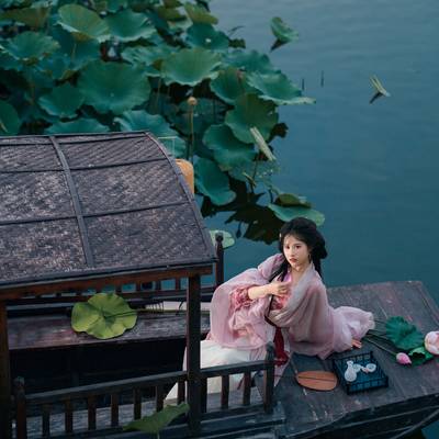 汉服模特