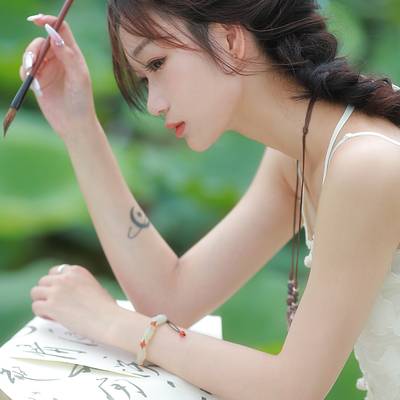 汉服模特