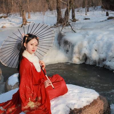 汉服模特