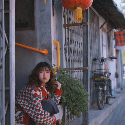 情绪模特