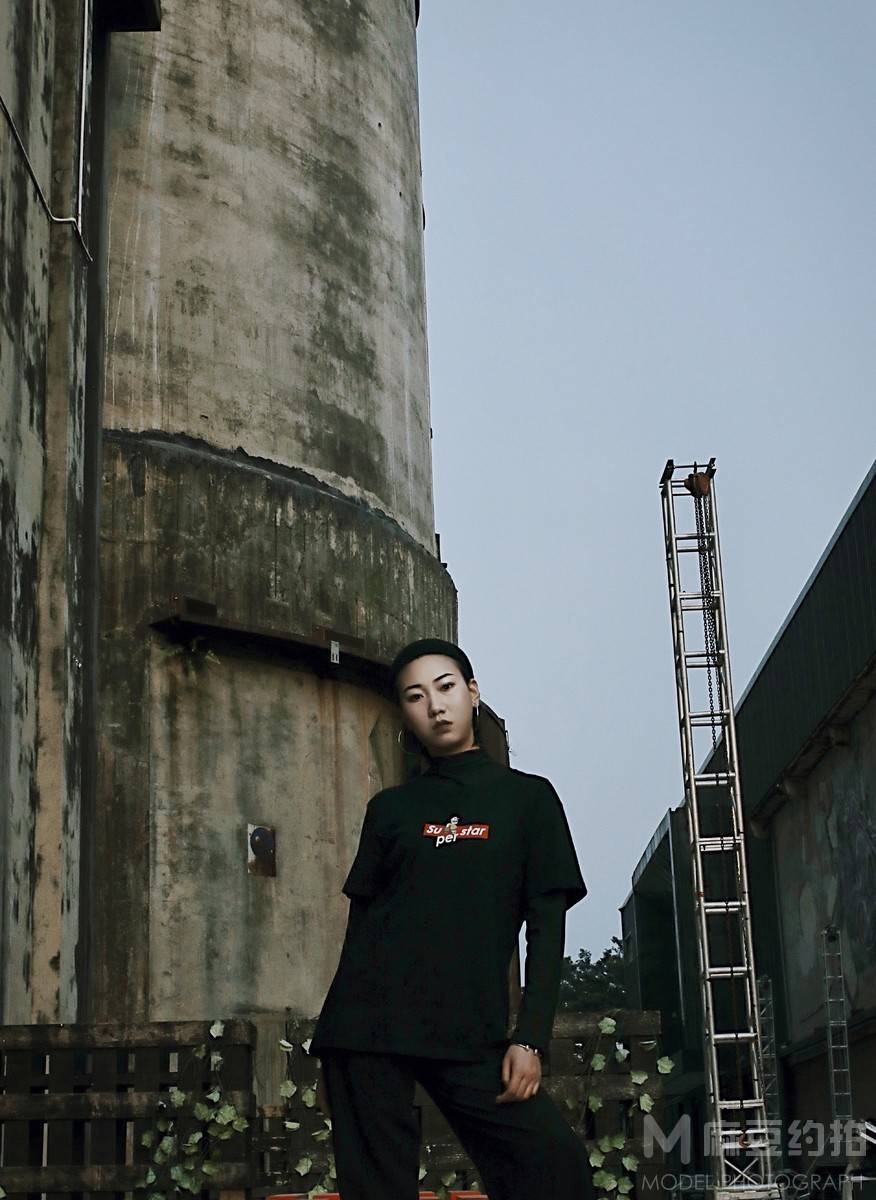 暗黑模特