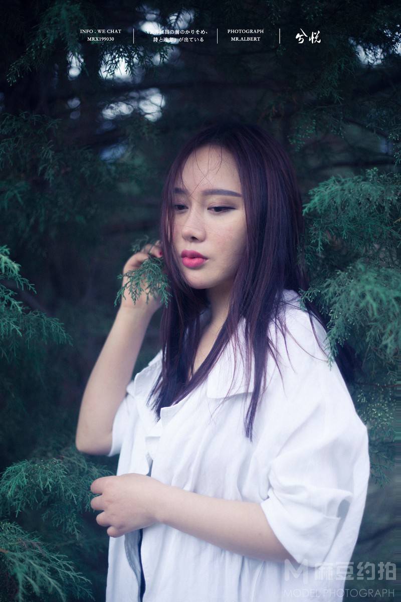 情绪模特