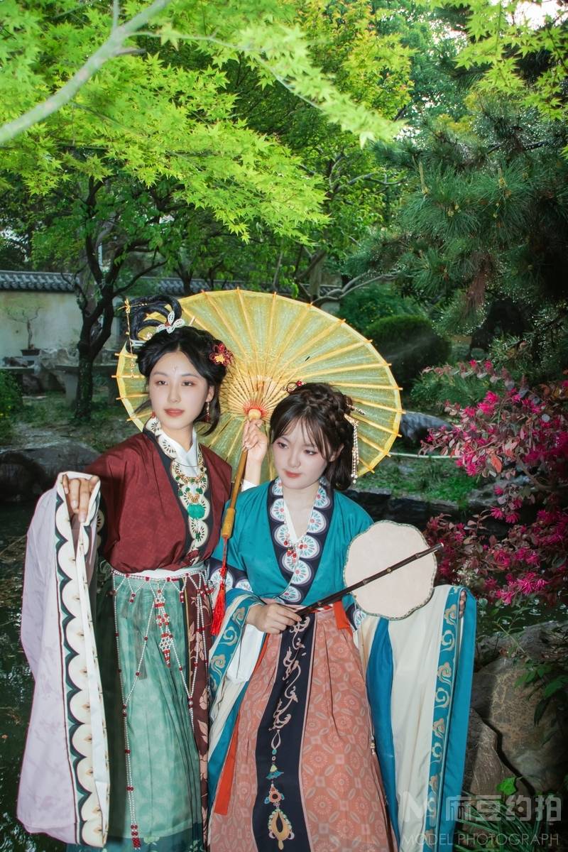 汉服模特