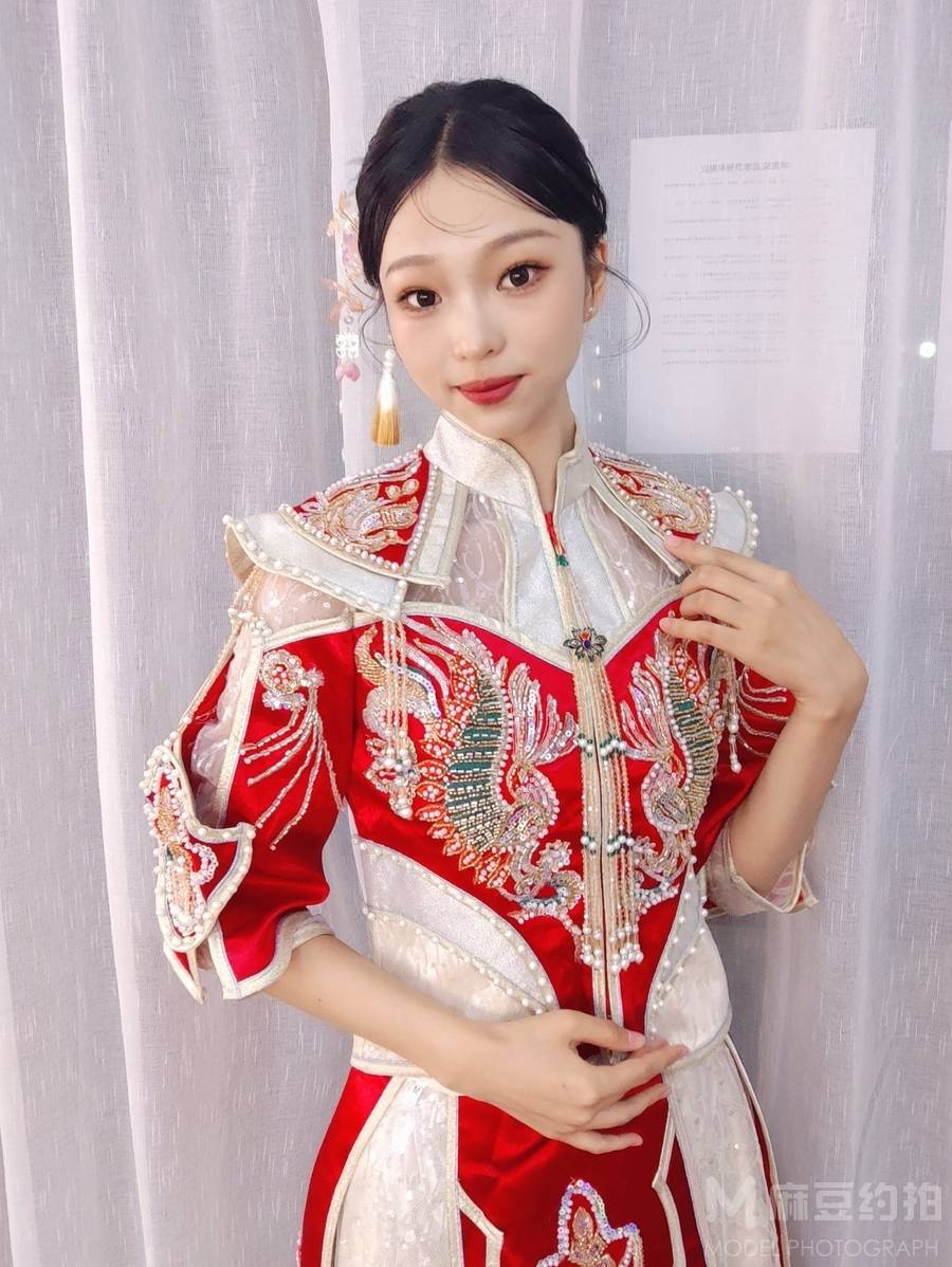 妆容模特