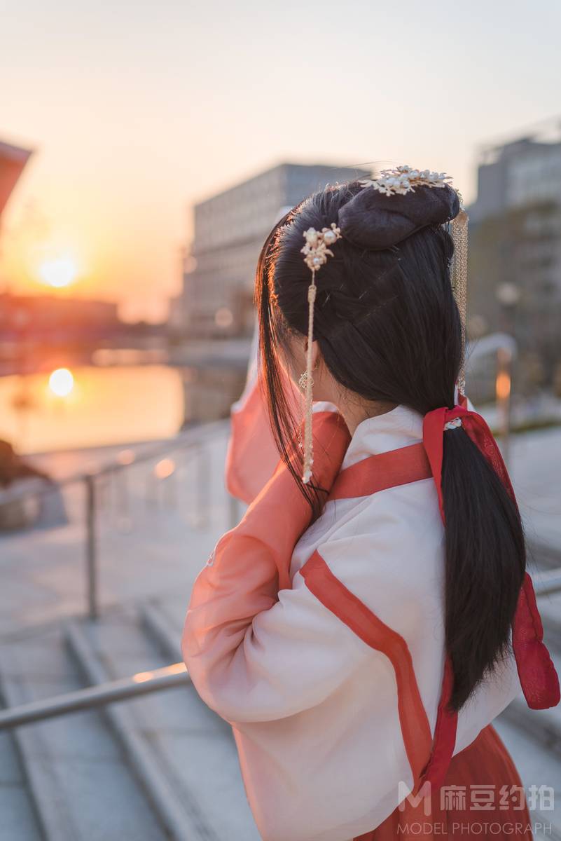 汉服模特
