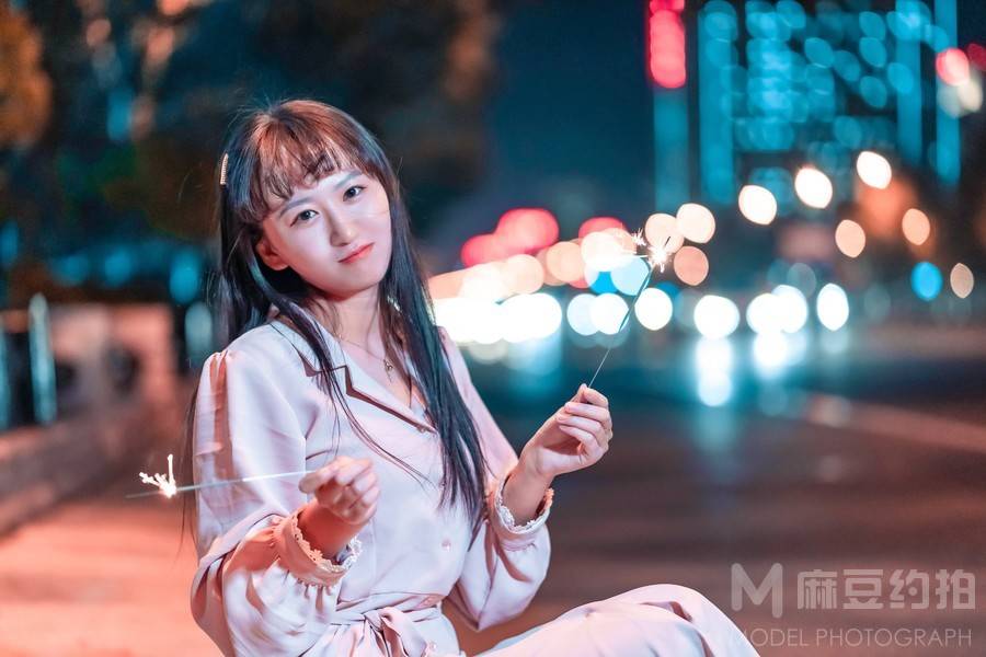 夜景模特