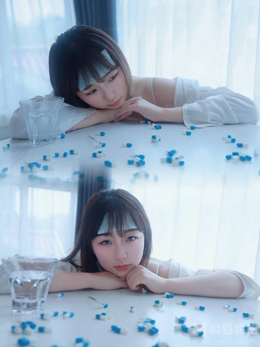 情绪模特