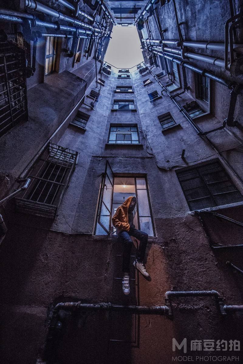夜景模特