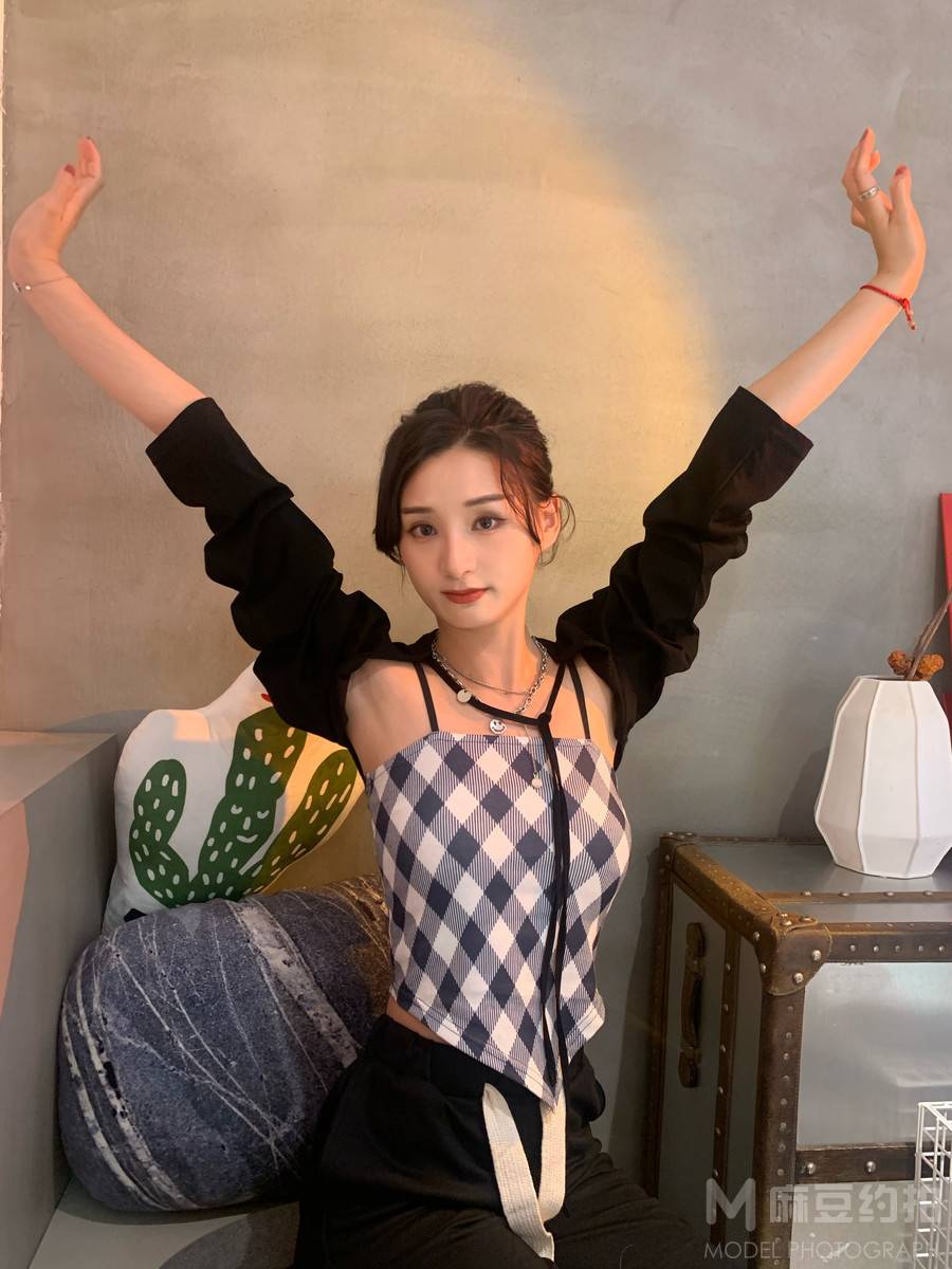 妆容模特
