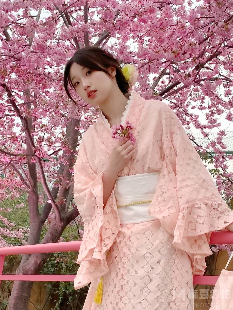 和服模特