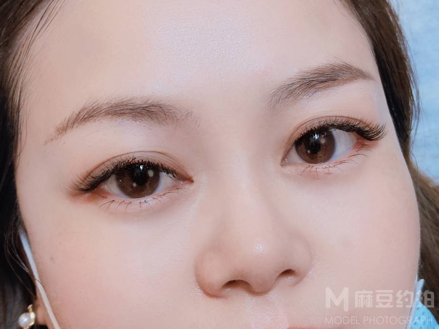 纪实模特