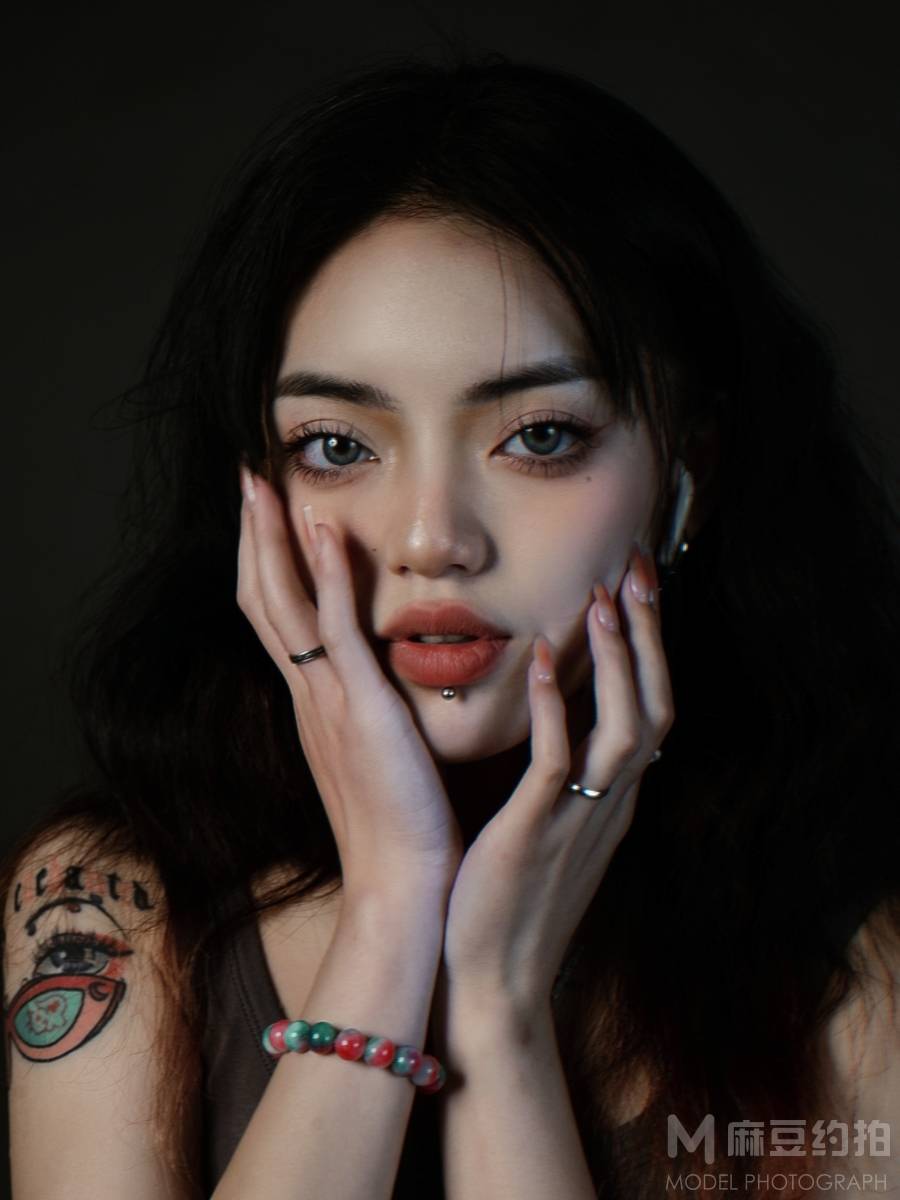 暗黑模特