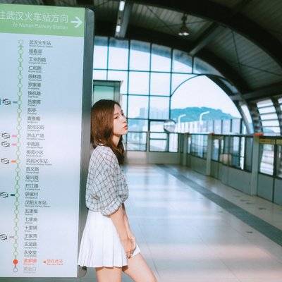 校园模特