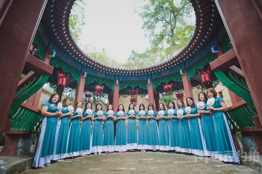 汉服模特