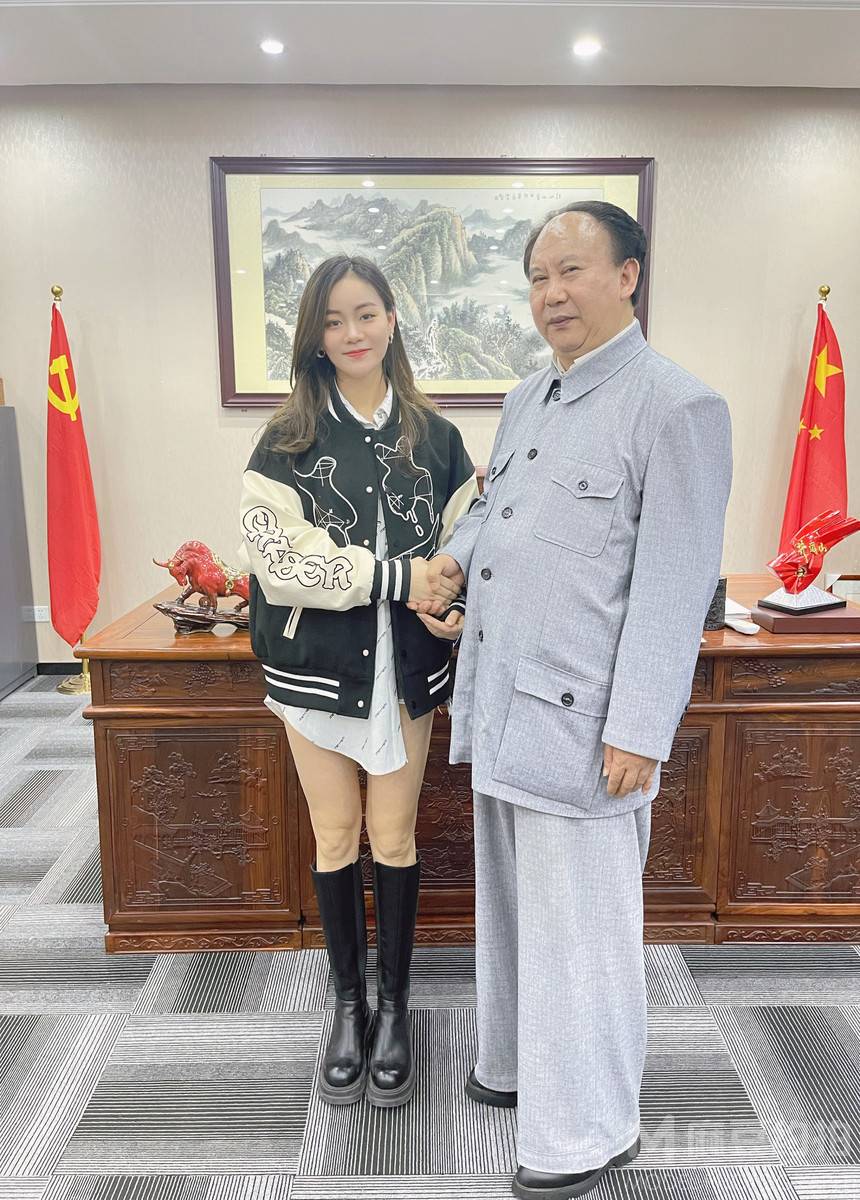 民国模特