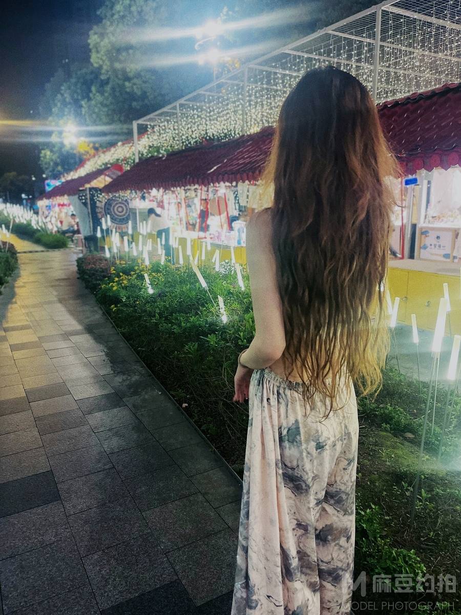 夜景模特