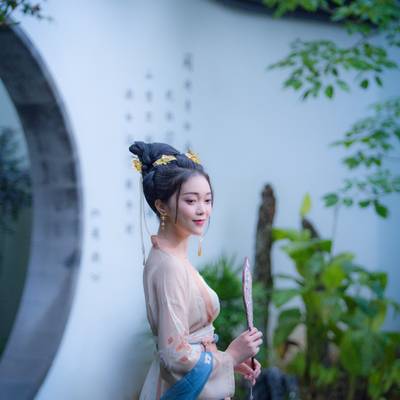 汉服模特