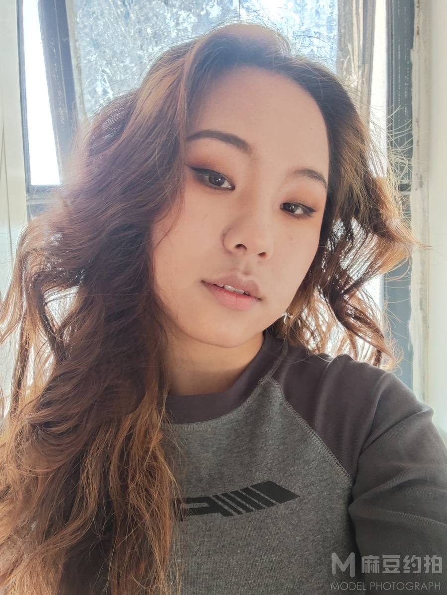 纪实模特