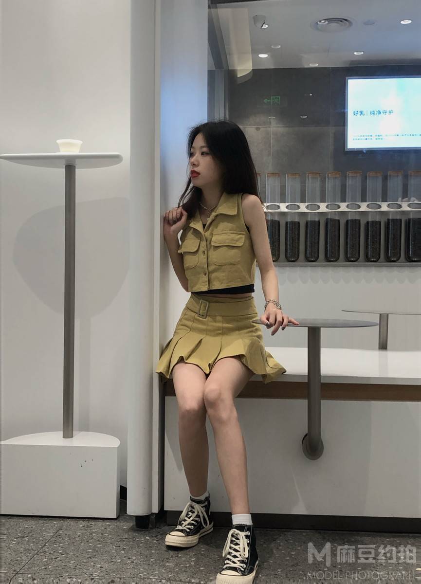 校园模特