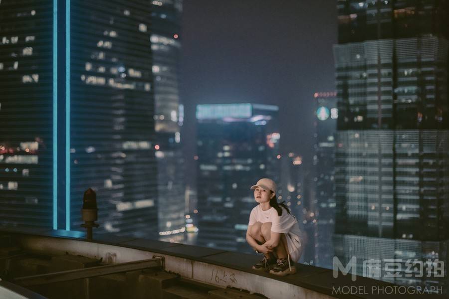 夜景模特