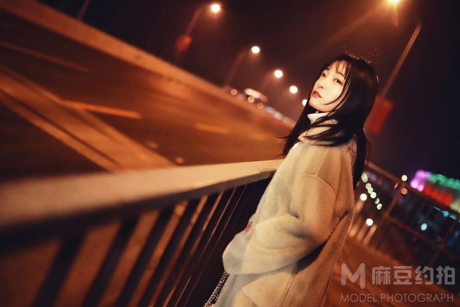 夜景模特