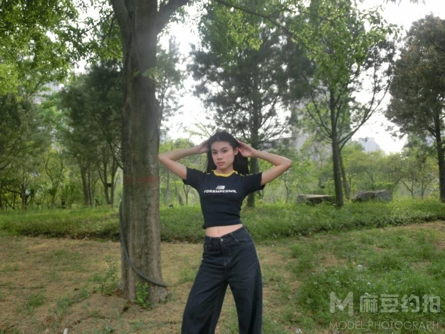 校园模特