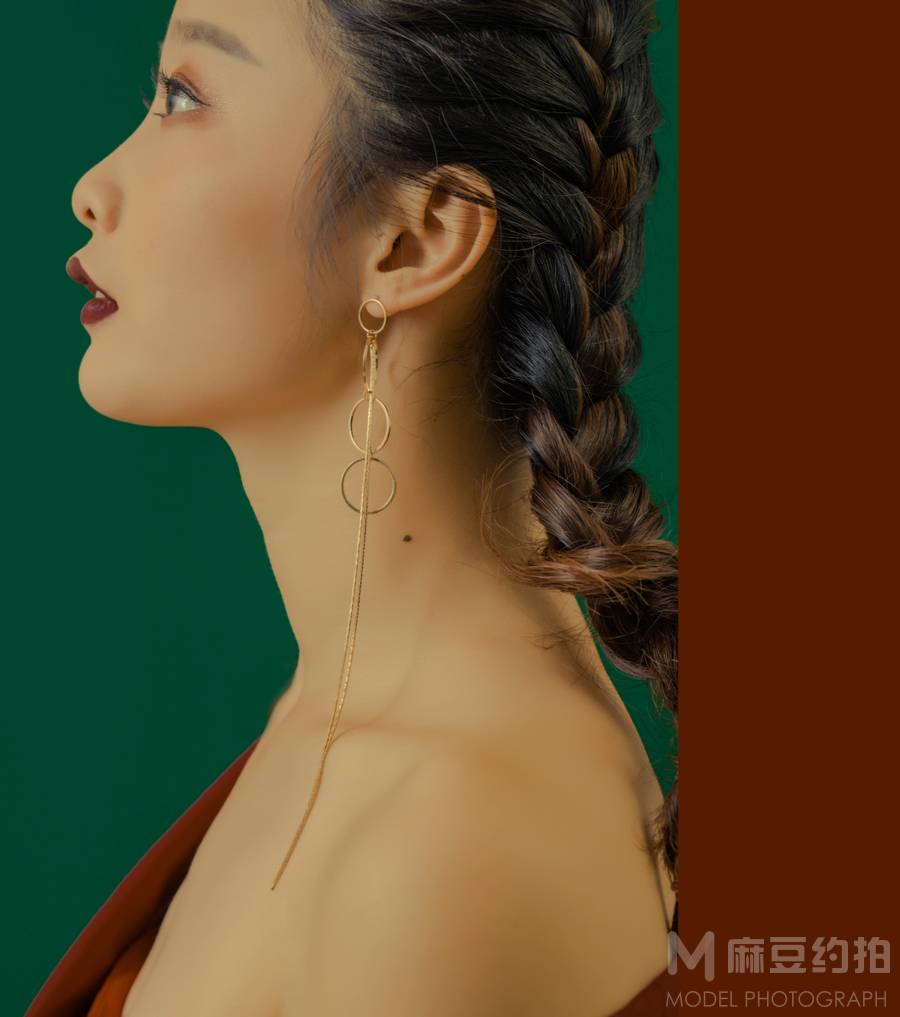 情绪模特