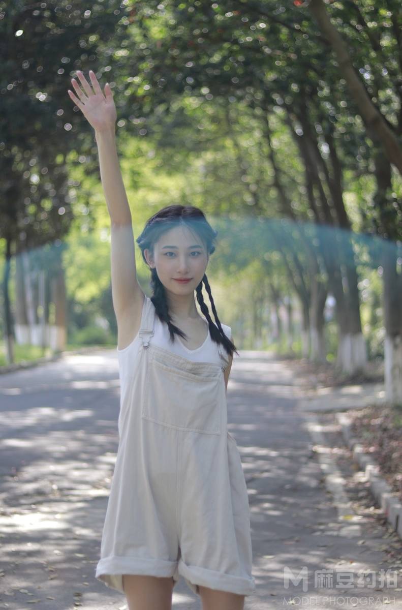 校园模特