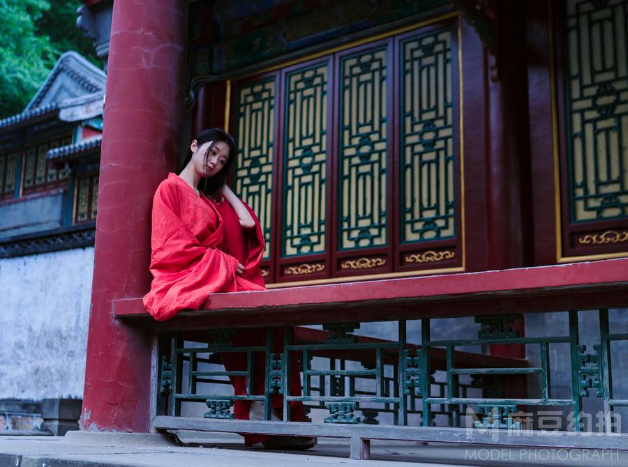 汉服模特