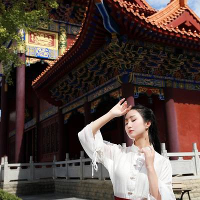 汉服模特