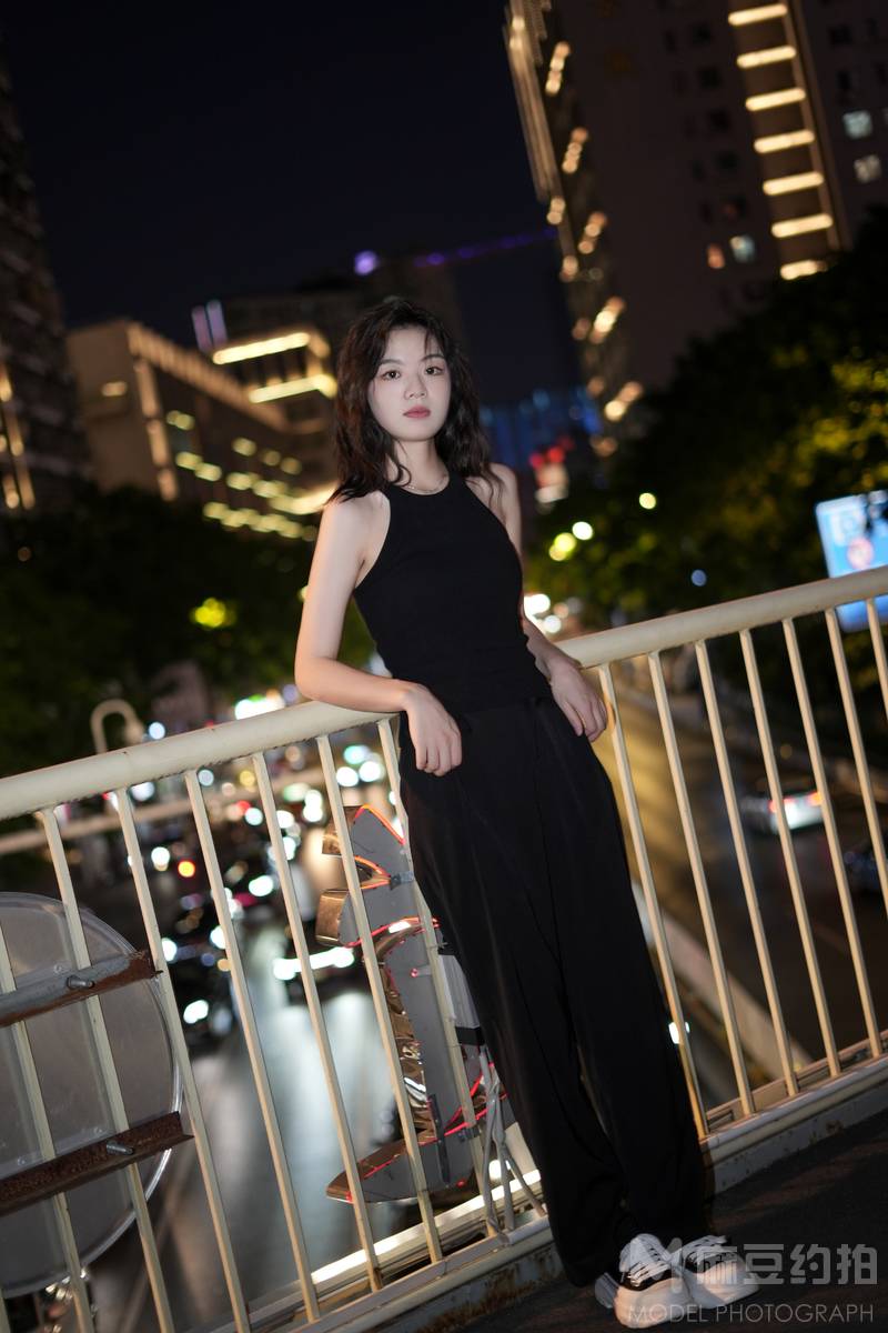 夜景模特