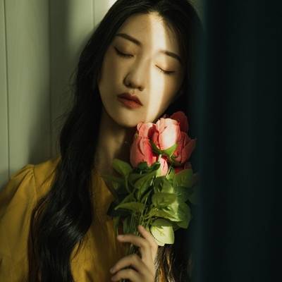 情绪模特
