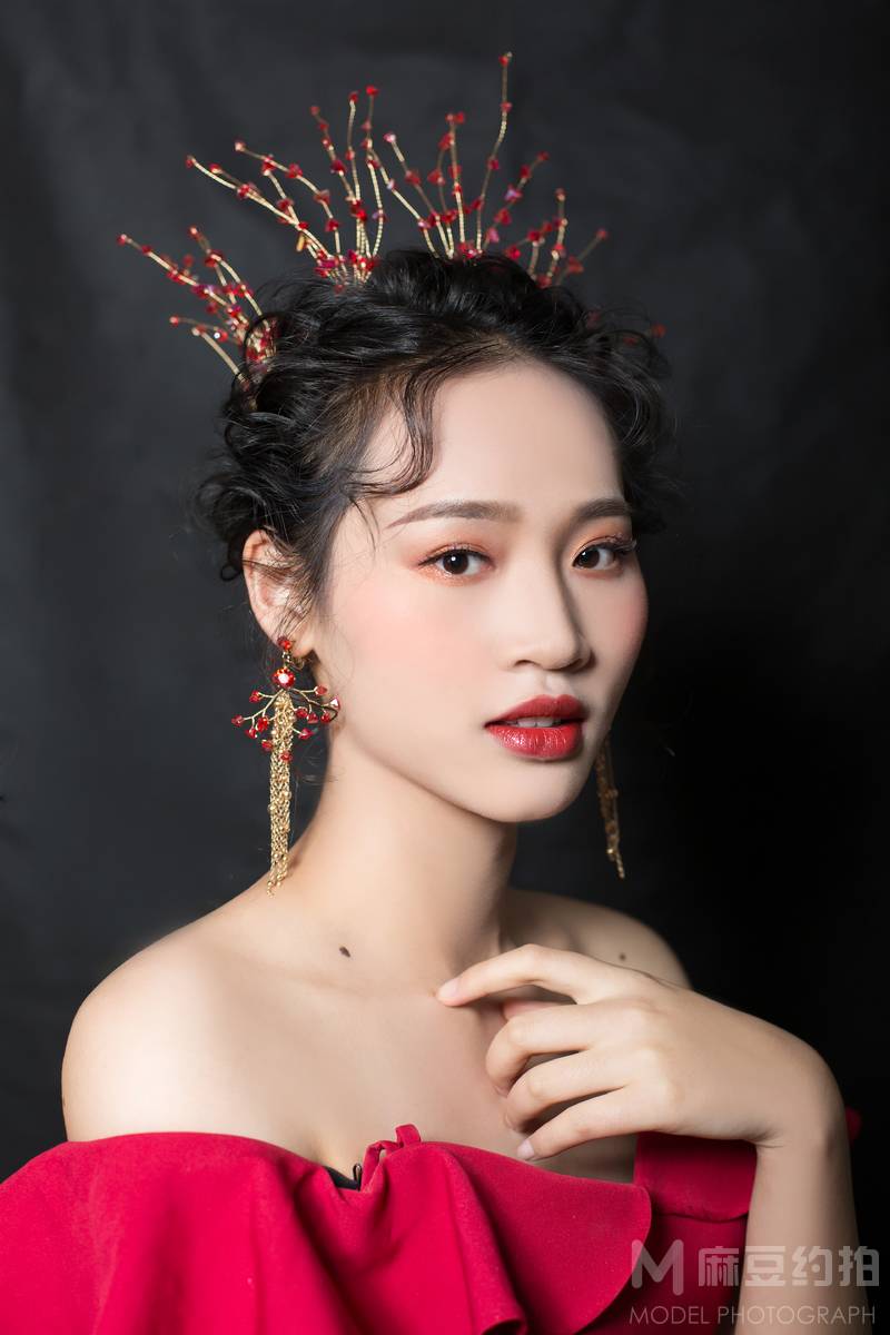 妆容模特