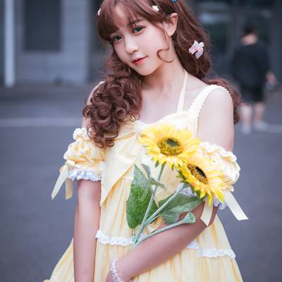情绪模特